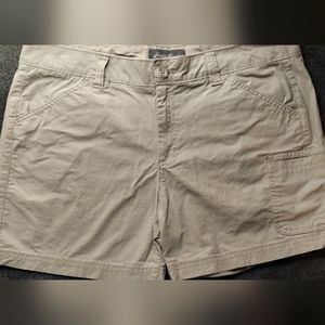 Womens Eddie Bauer Khaki Shorts Size 14